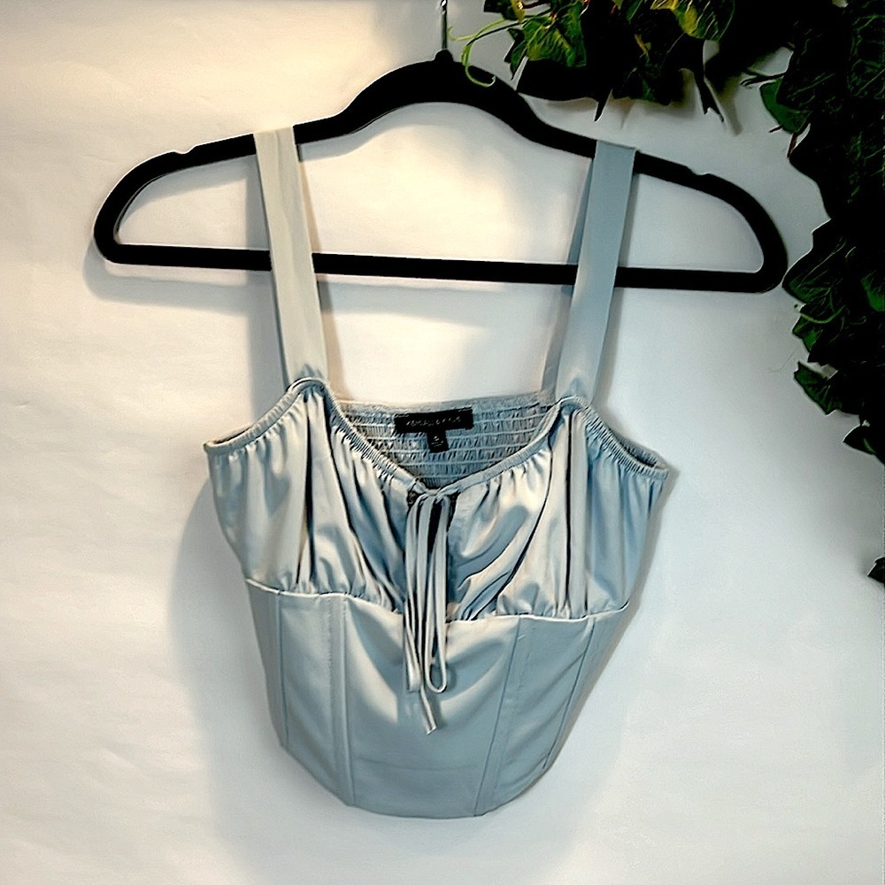 Kendal & Kylie Baby Blue Crop top S